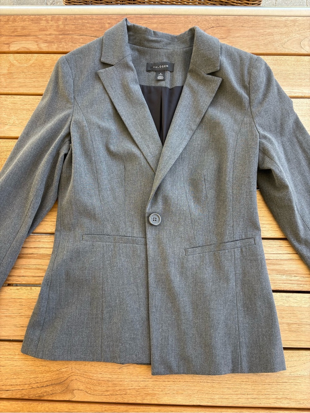 Halogen Gray Single-Button Notch-Lapel Blazer